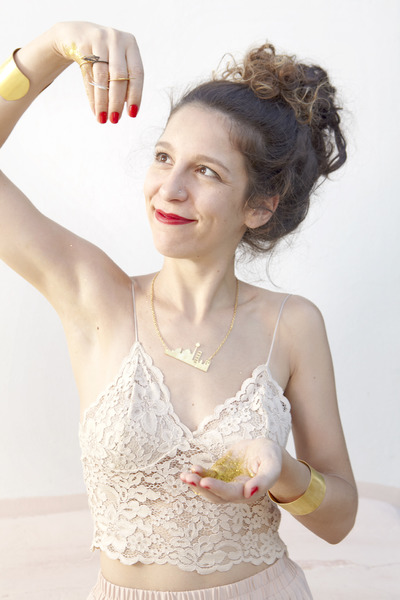 Makeup Artist Hair Stylist Needed For A Jewllery Photoshoot