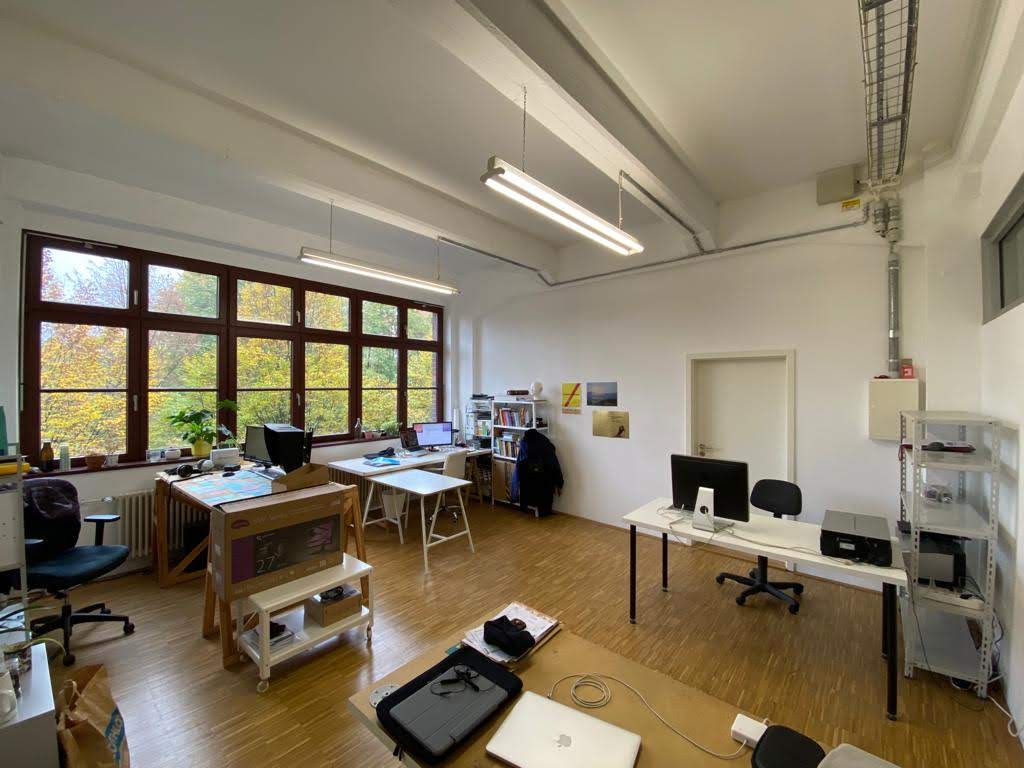 Desk Space In Shared Studio Gorli Artconnect